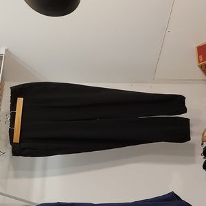 Trouve size 6 woman's dress pants
